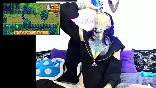 Purple_Coffin666 webcam