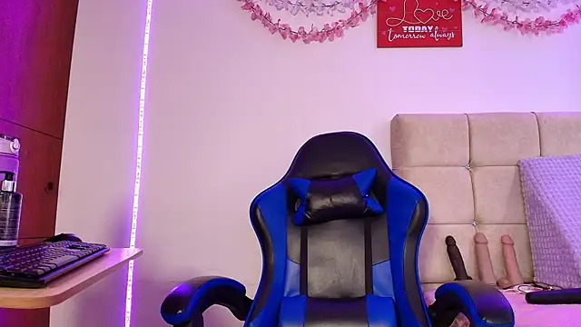 dulce_mariaa___ webcam
