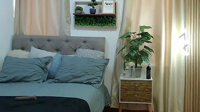 sasi_luna webcam