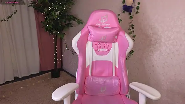 Lori_Bllossom webcam
