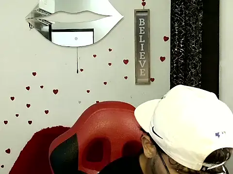 blackfox_desire webcam