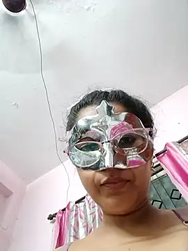 thanusi_2 webcam