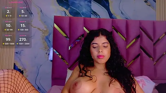 hotiergirl webcam