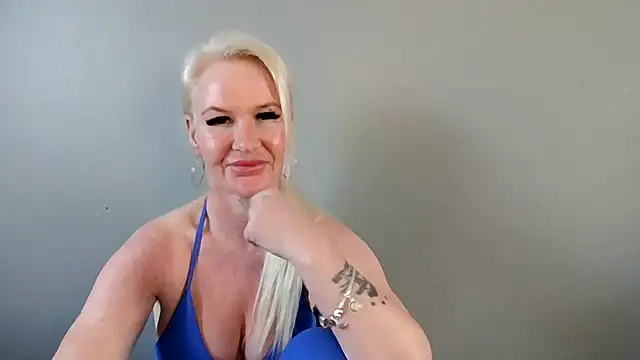 GymQueen_Grace webcam