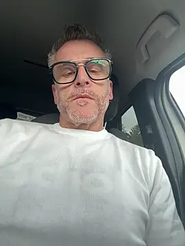 Axl_hot webcam