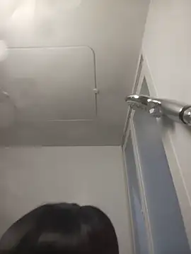 whitebriefboy webcam