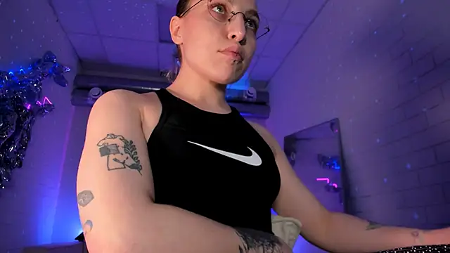 AphexQueen webcam