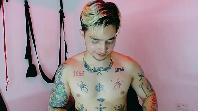 AliceandMax webcam