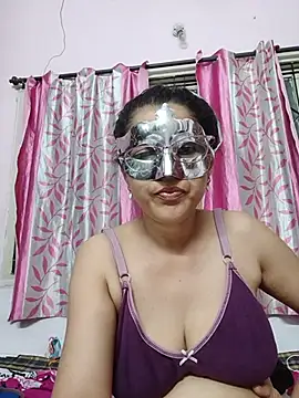 thanusi_2 webcam