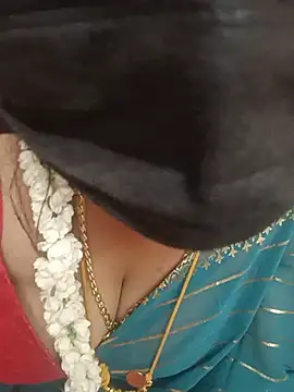 Madhusri_Tamil_Telugu webcam