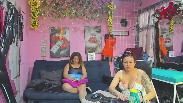 lesbiancuple webcam