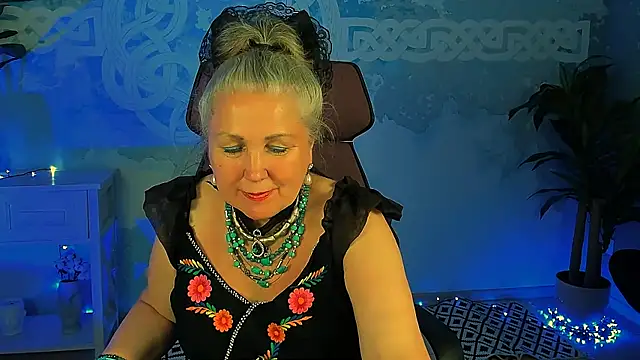 LilaMaharani webcam