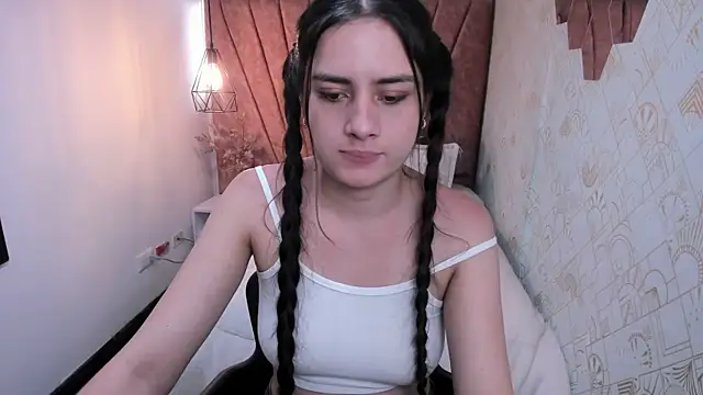 Zoe__Taylor__ webcam