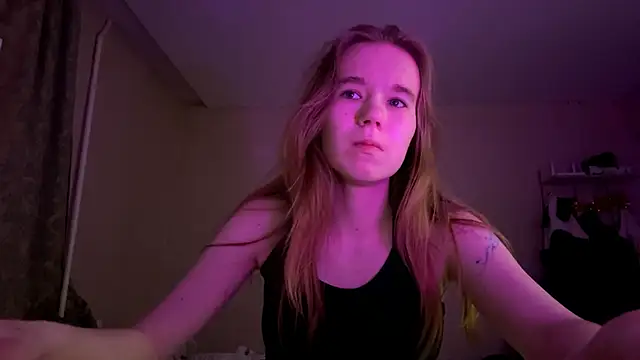 LeomaJee webcam