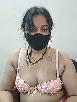 HeartlessGirl webcam
