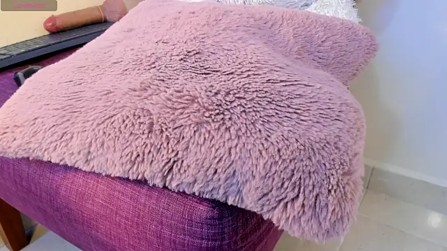 ALICEBLOOOM webcam