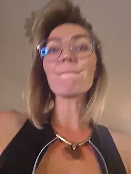 MissMialicious