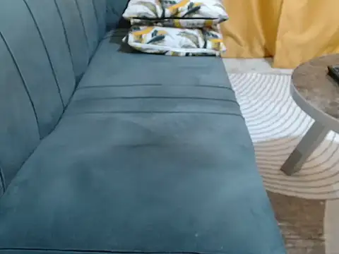 leslysexygirl webcam