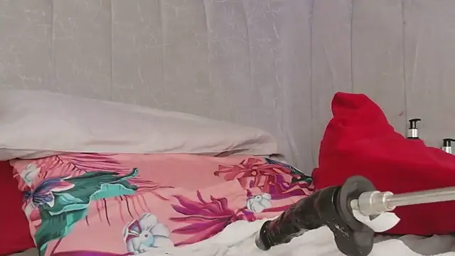 celeste_jhons webcam