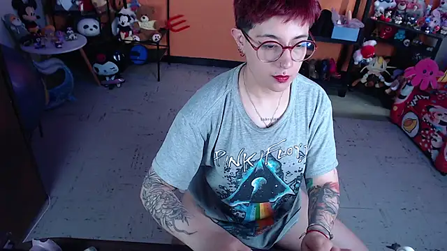 MissMiia2 webcam