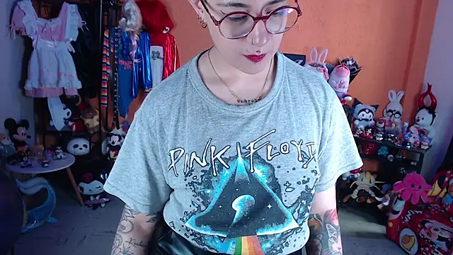 MissMiia2 webcam
