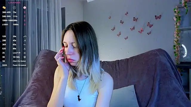 nyxathorn - NyxaThorn's free webcam - UK Sex Cams