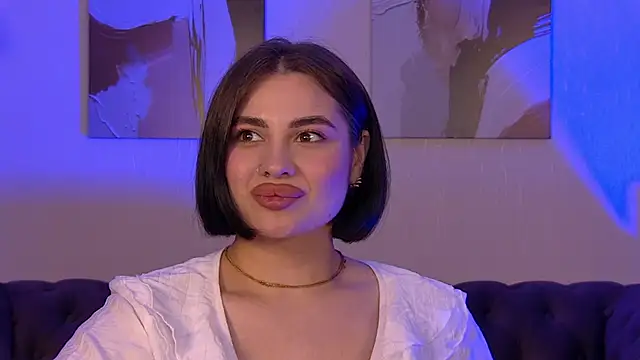 AdrianaToress webcam