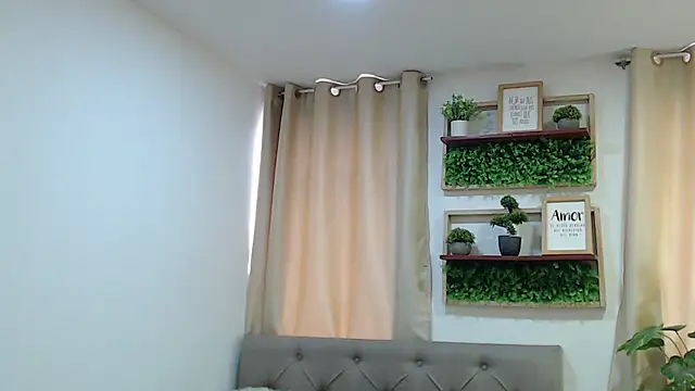 sasi_luna webcam