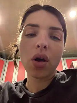 SeducingYoghourt webcam
