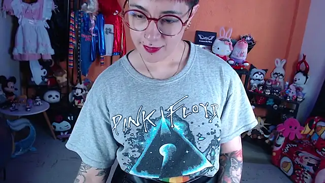 MissMiia2 webcam