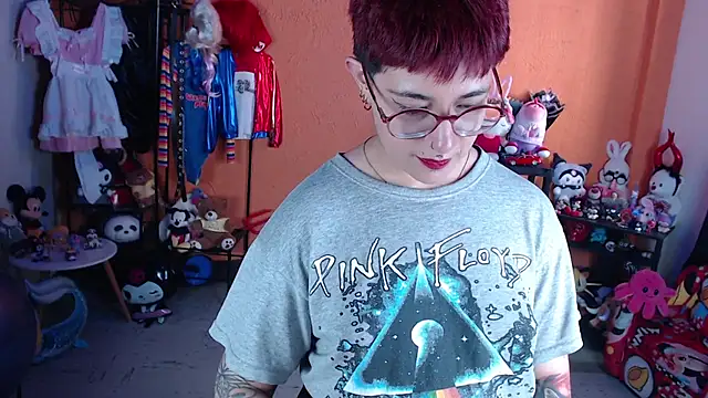 MissMiia2 webcam