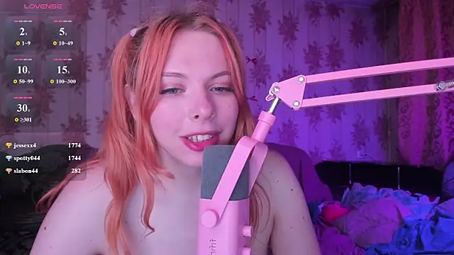 Cutie_Bambi webcam