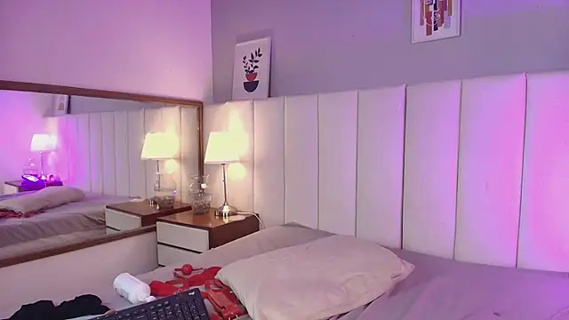 AlanaWesst webcam