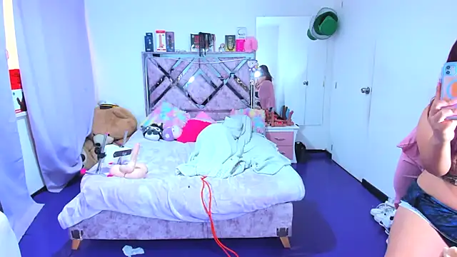 Luna_Analya webcam