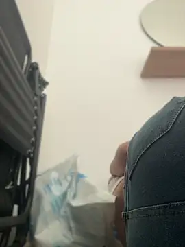 Pretty_Isadora webcam