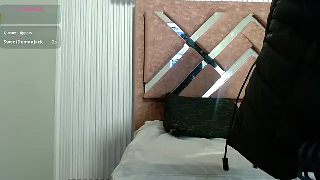 _isaabellaa webcam