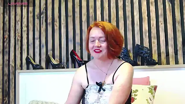 Alis_Lovi webcam