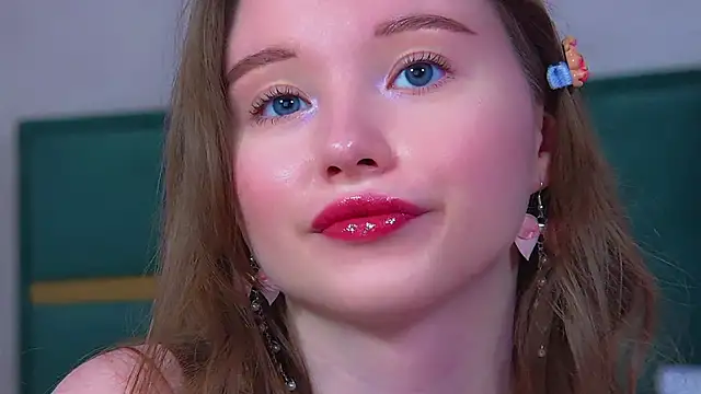 KeiraAsti webcam