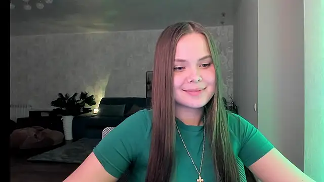 Kira_love_81 webcam