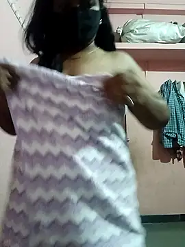 Miss-Dolly07 webcam