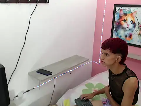 twink_baby_18 webcam