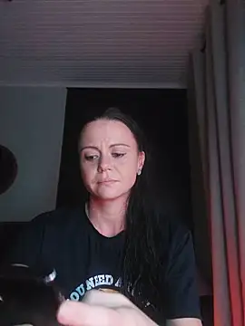 MrsBunnyBum webcam