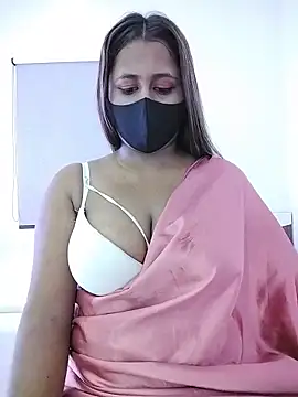 LoveLy-Soneya webcam