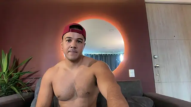 highlatin_guysoficial webcam
