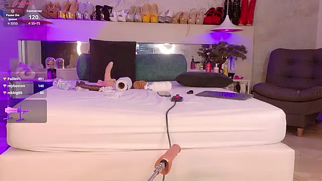 Natashaa-bluer webcam