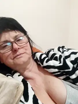 AliceSwan57 webcam