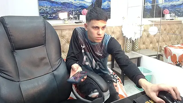 Ethanx18_ webcam