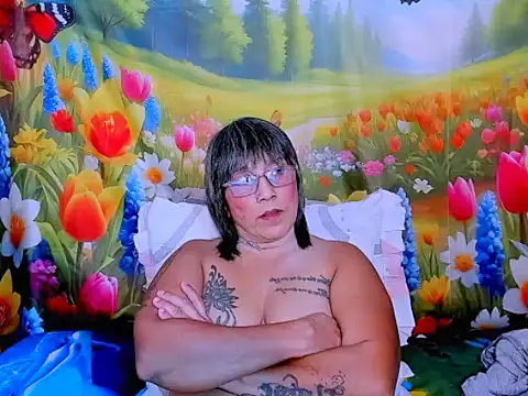 indianroxy - Indianroxy's free webcam - UK Sex Cams