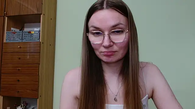 LooveELLYx webcam