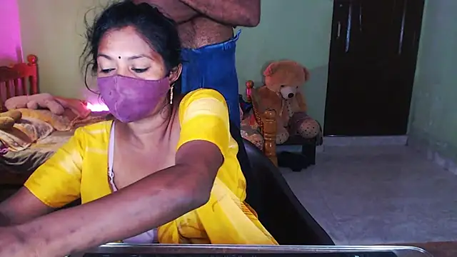 HotGulabi webcam